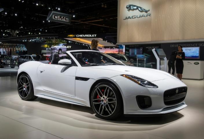 A son crépuscule, le grondement du V8 Jaguar archivé à la British Library