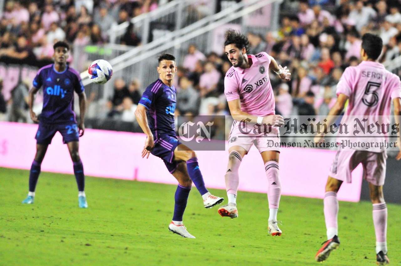 Leonardo Campana Romero is an Ecuadorian professional footballer who plays as a forward for Major League Soccer