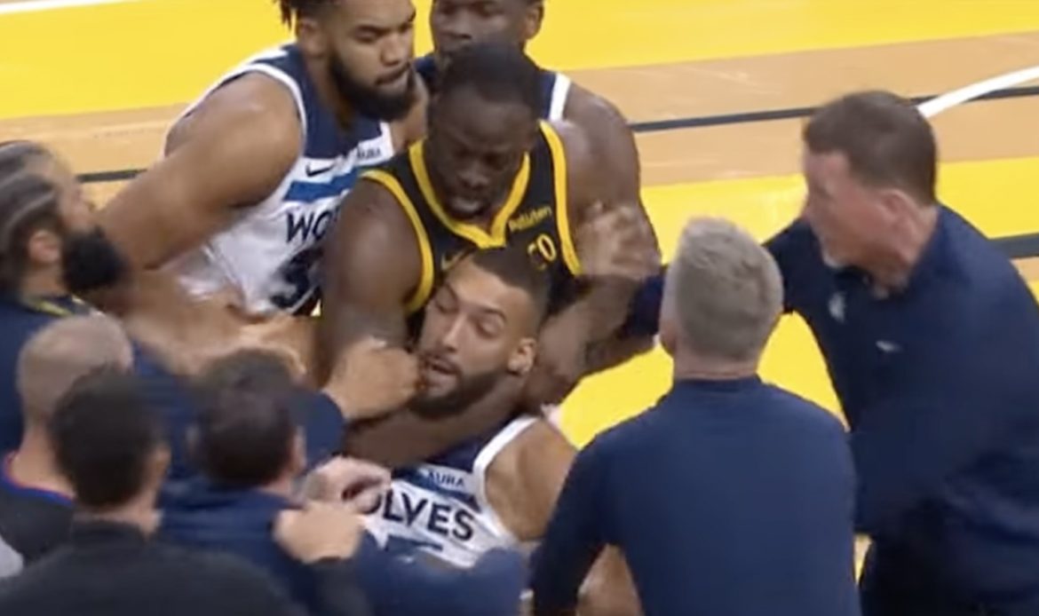 NBA : Rudy Gobert agressé par Draymond Green