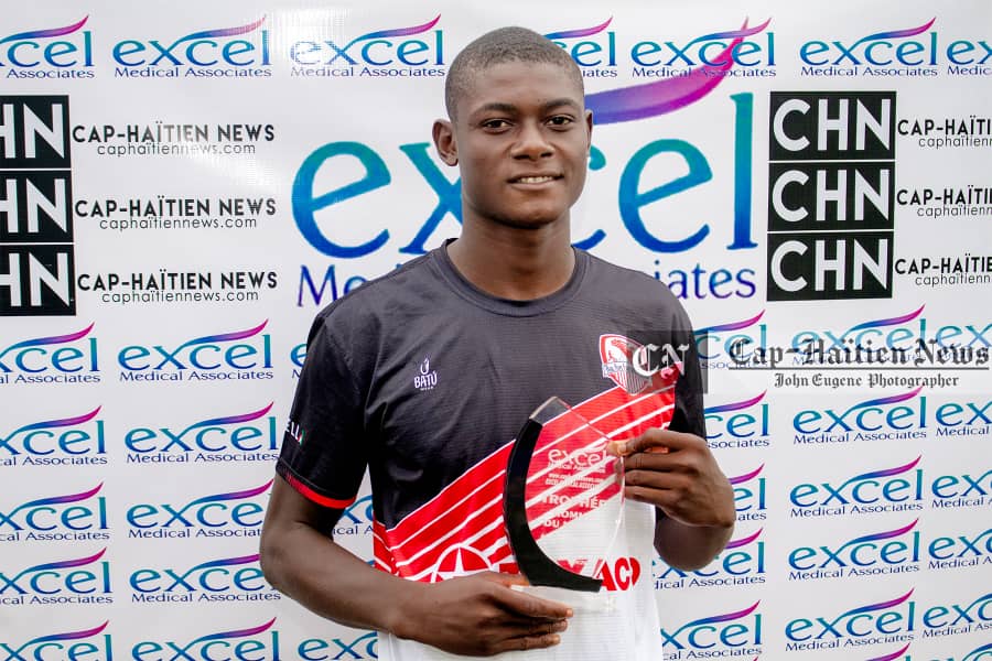Colo Myson a été élu meilleur joueur du match Real Hope Academy – ASC lors de la 1ère journée série retour du championnat national spécial de D1.