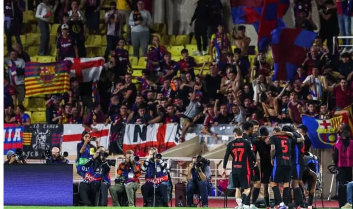 Ligue des champions: le Barça sanctionné par l&rsquo;UEFA pour une banderole rappelant l&rsquo;Allemagne nazie à Monaco