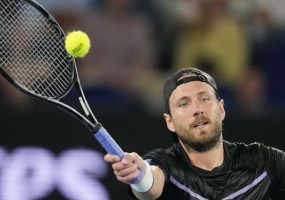 Tennis: après sa blessure, Lucas Pouille espère revenir « début 2026 »