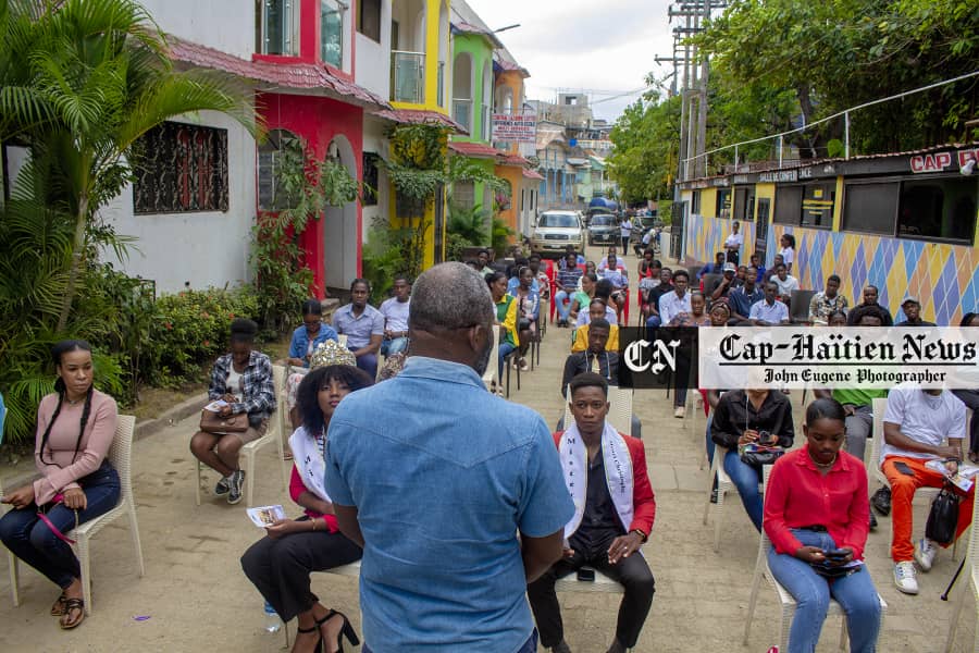 Société : INFOS-JEUNES a fait son grand lancement avec un sujet captivant « Sante Mantal moun Ayisyen ak ekspresyon » « Jesyon tan».