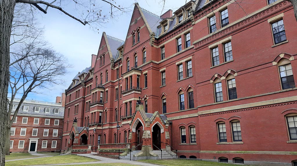 États-Unis: Harvard accusée de propager « l&rsquo;antisémitisme » pourrait perdre 9 milliards de dollars de subventions
