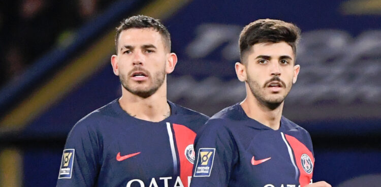 PSG, un défenseur ciblé par le Barça