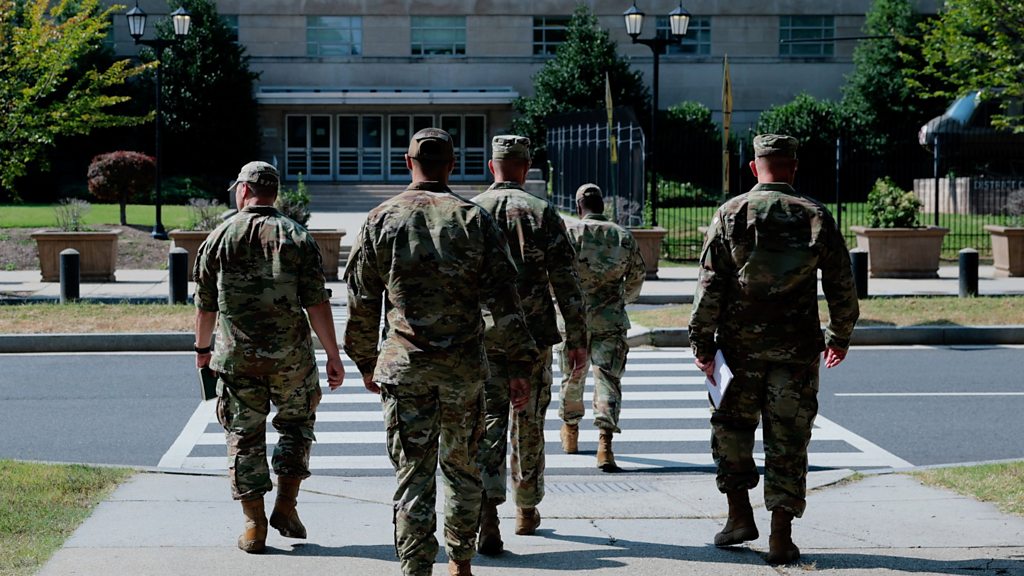 États-Unis: Donald Trump ordonne le déploiement de l&rsquo;armée dans la ville de Portland pour réprimer les manifestations contre la police de l&rsquo;immigration