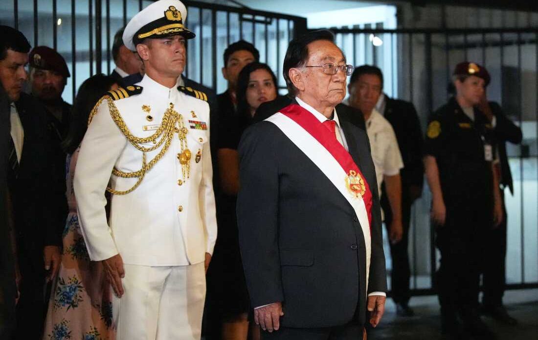 José María Balcázar élu président intérimaire du Pérou
