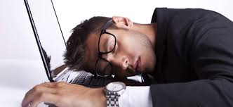 Les heures de sommeil avant minuit comptent-elles vraiment double ? Un médecin tranche