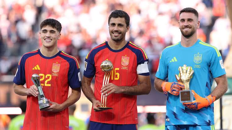 Coupe du monde 2026 : Rodri sacré meilleur joueur aux dépens de Messi, le récapitulatif des trophées individuels du Mondial