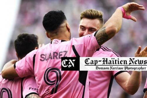 En image:La célébration des "hérons" Luis Suarez surnommé  El pisterolero,un doublé en MLS